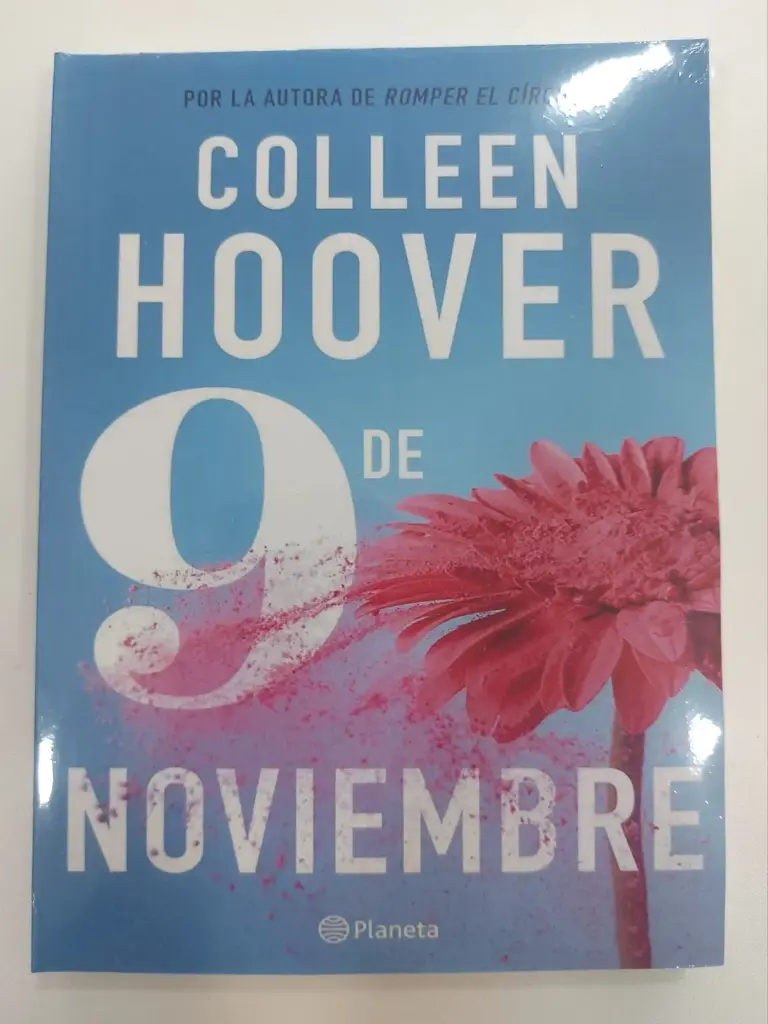 9 de noviembre Colleen Hoover