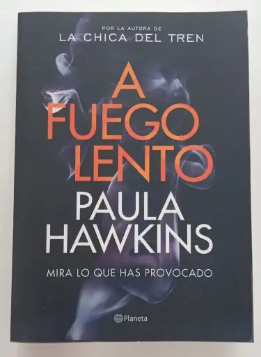 A fuego lento Paula Hawkins